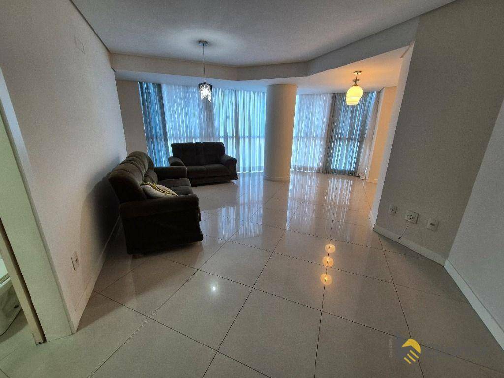 Apartamento à venda com 3 quartos, 110m² - Foto 10