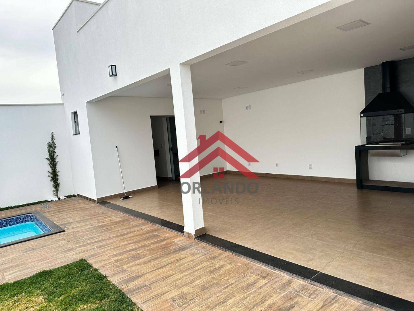 Casa à venda com 3 quartos, 210m² - Foto 5