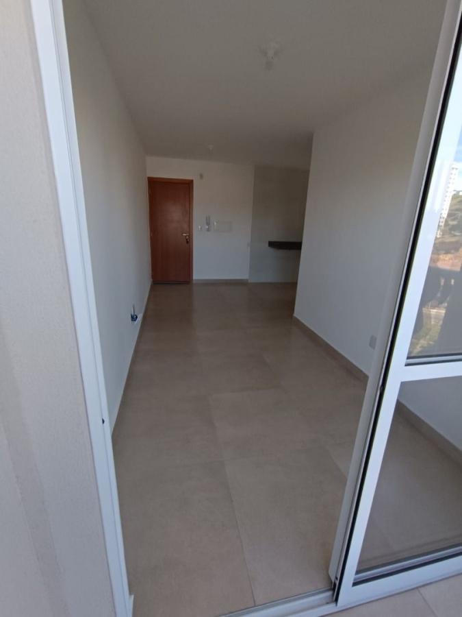 Apartamento à venda com 2 quartos, 67m² - Foto 6