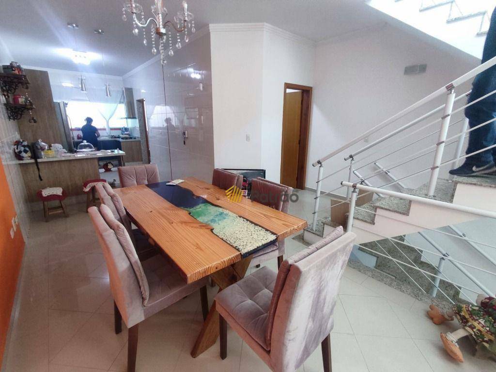 Casa à venda com 3 quartos, 253m² - Foto 13