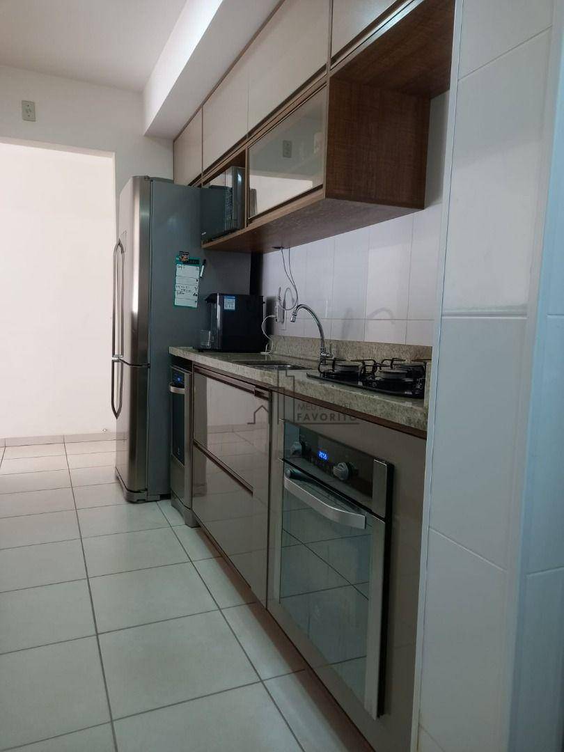 Apartamento à venda com 3 quartos, 90m² - Foto 2