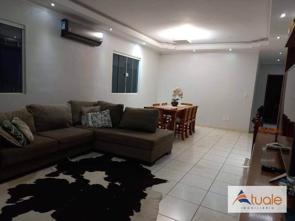 Casa de Condomínio à venda com 3 quartos, 152m² - Foto 2