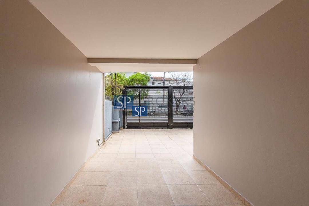 Casa à venda com 3 quartos, 225m² - Foto 4