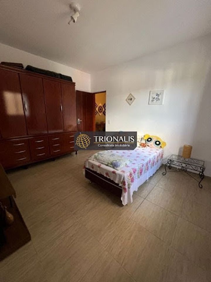 Casa à venda com 4 quartos, 218m² - Foto 19