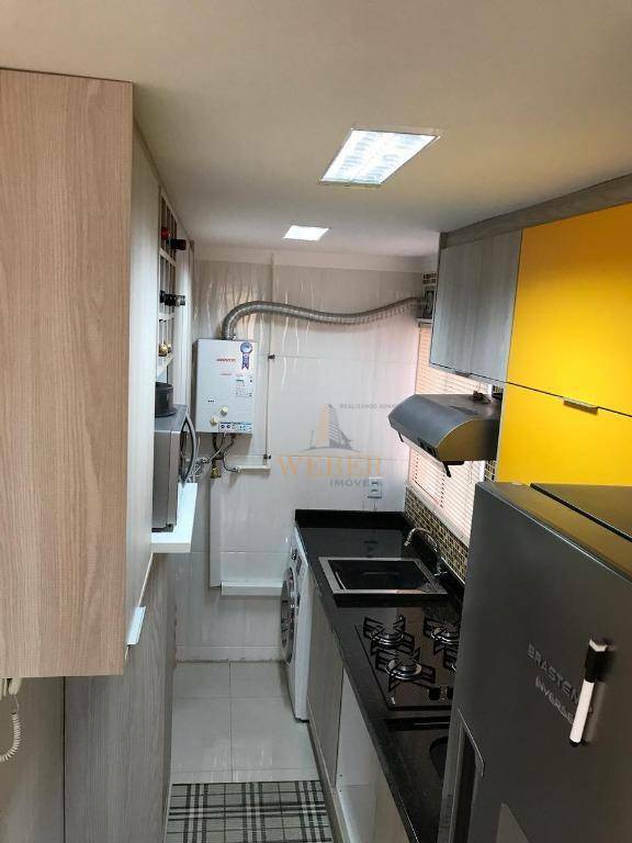 Apartamento à venda com 2 quartos, 42m² - Foto 9