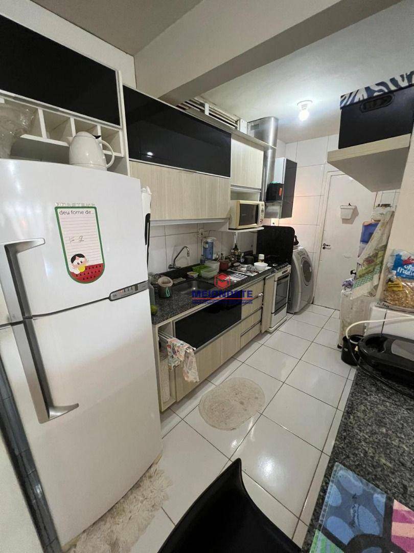 Apartamento à venda com 3 quartos, 86m² - Foto 12