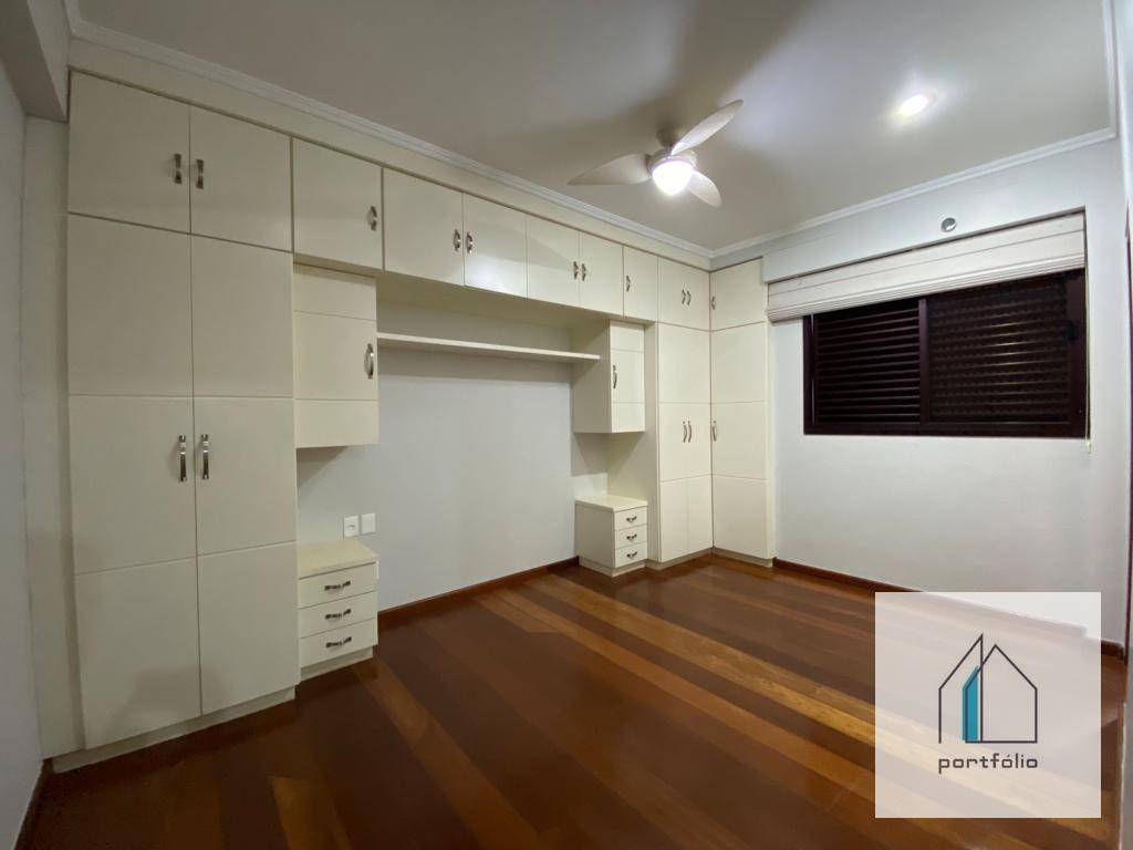 Apartamento à venda com 3 quartos, 220m² - Foto 12