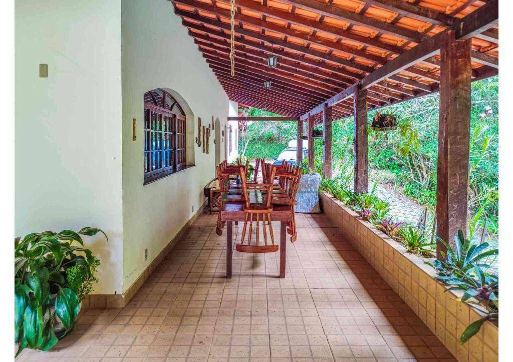 Casa de Condomínio à venda com 4 quartos, 300m² - Foto 16