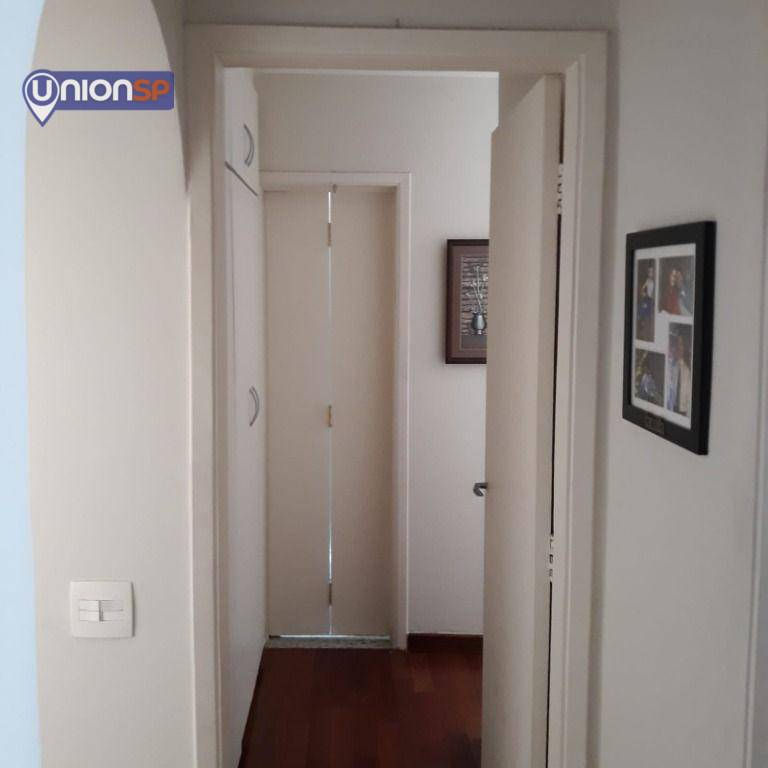 Apartamento à venda com 3 quartos, 87m² - Foto 11