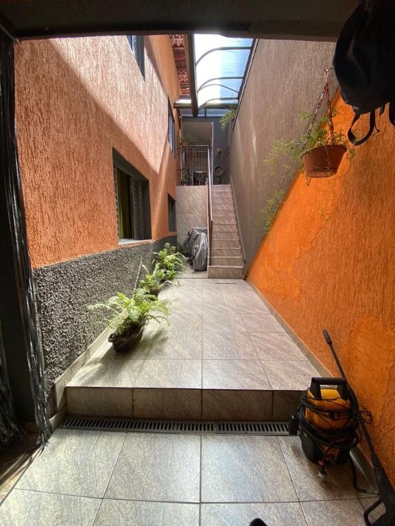 Casa à venda com 3 quartos, 154m² - Foto 7