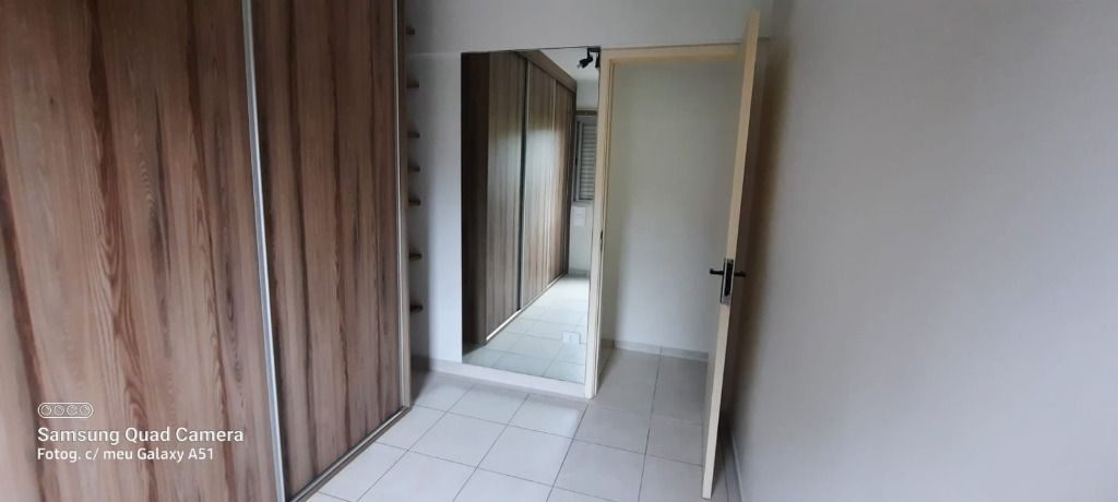 Apartamento à venda com 2 quartos, 70m² - Foto 7