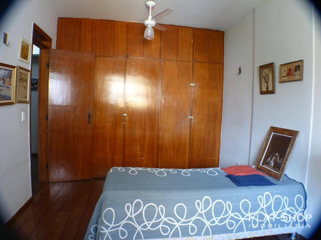 Apartamento à venda com 3 quartos, 212m² - Foto 26