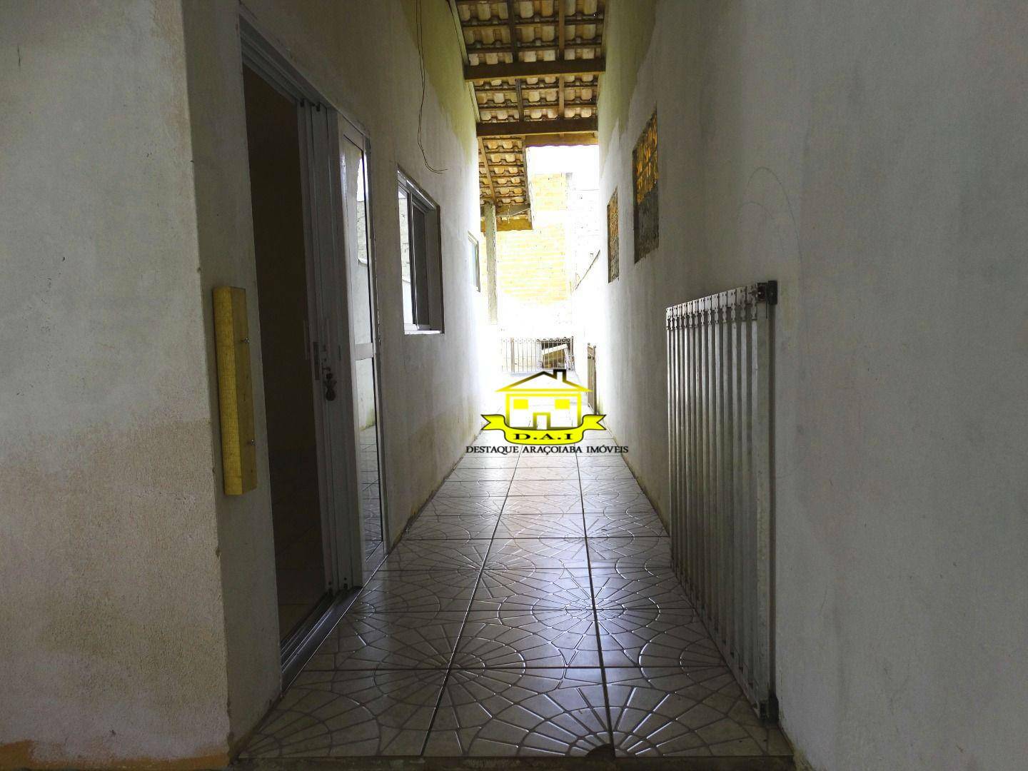 Casa à venda com 2 quartos, 180m² - Foto 4