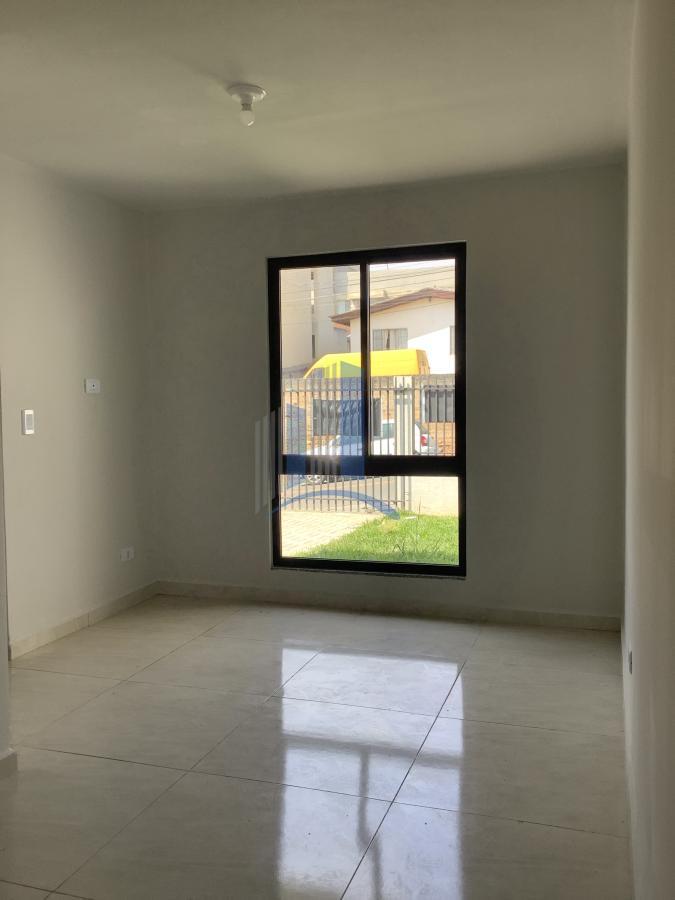 Casa à venda com 3 quartos, 59m² - Foto 2