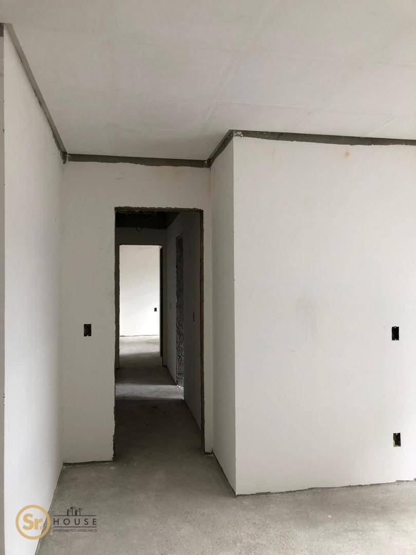 Apartamento à venda com 3 quartos, 118m² - Foto 23