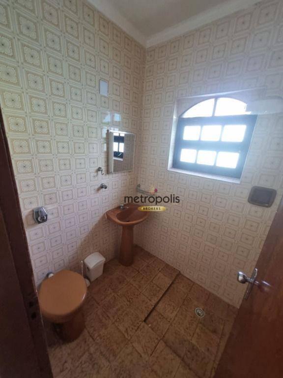 Sobrado à venda com 4 quartos, 300m² - Foto 28