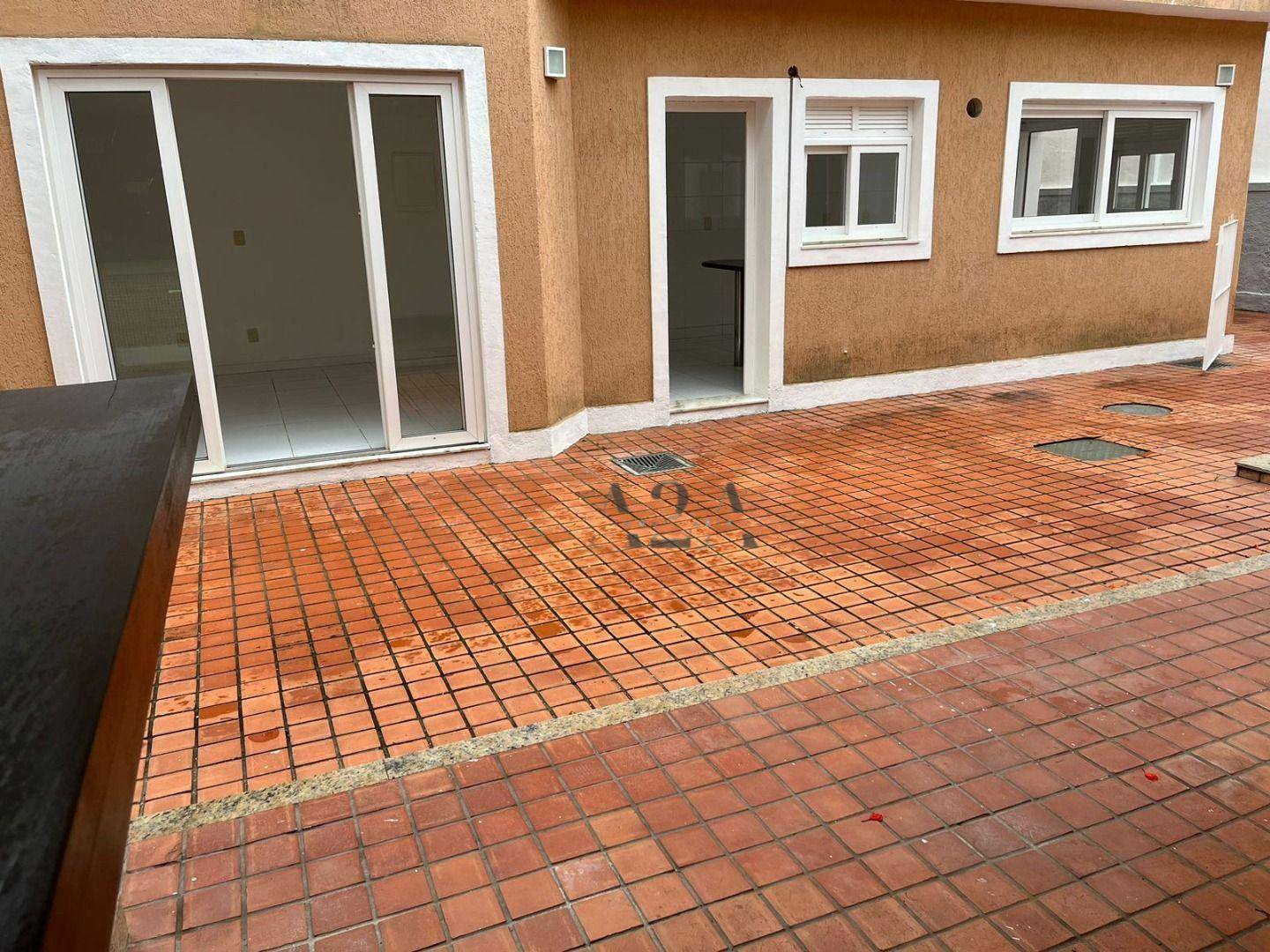 Casa à venda com 4 quartos, 357m² - Foto 7