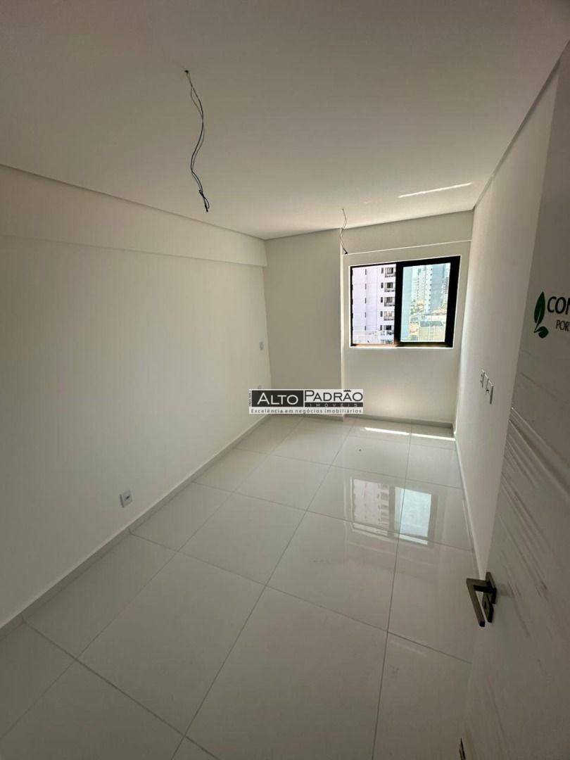 Apartamento à venda com 3 quartos, 83m² - Foto 12