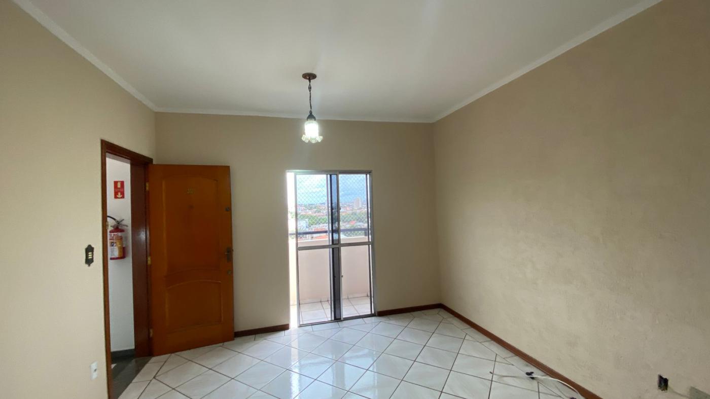 Apartamento para alugar com 2 quartos, 65m² - Foto 7