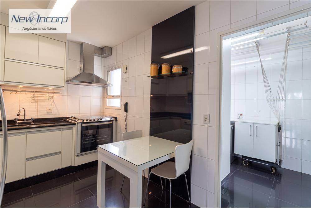 Apartamento à venda com 3 quartos, 135m² - Foto 10