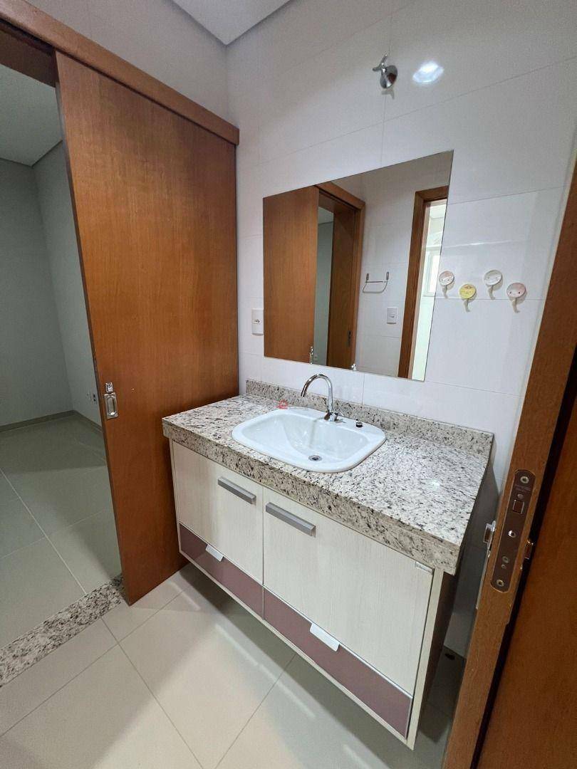 Apartamento à venda com 3 quartos, 146m² - Foto 12