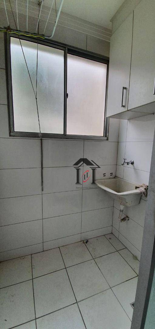 Apartamento para alugar com 2 quartos, 50m² - Foto 11