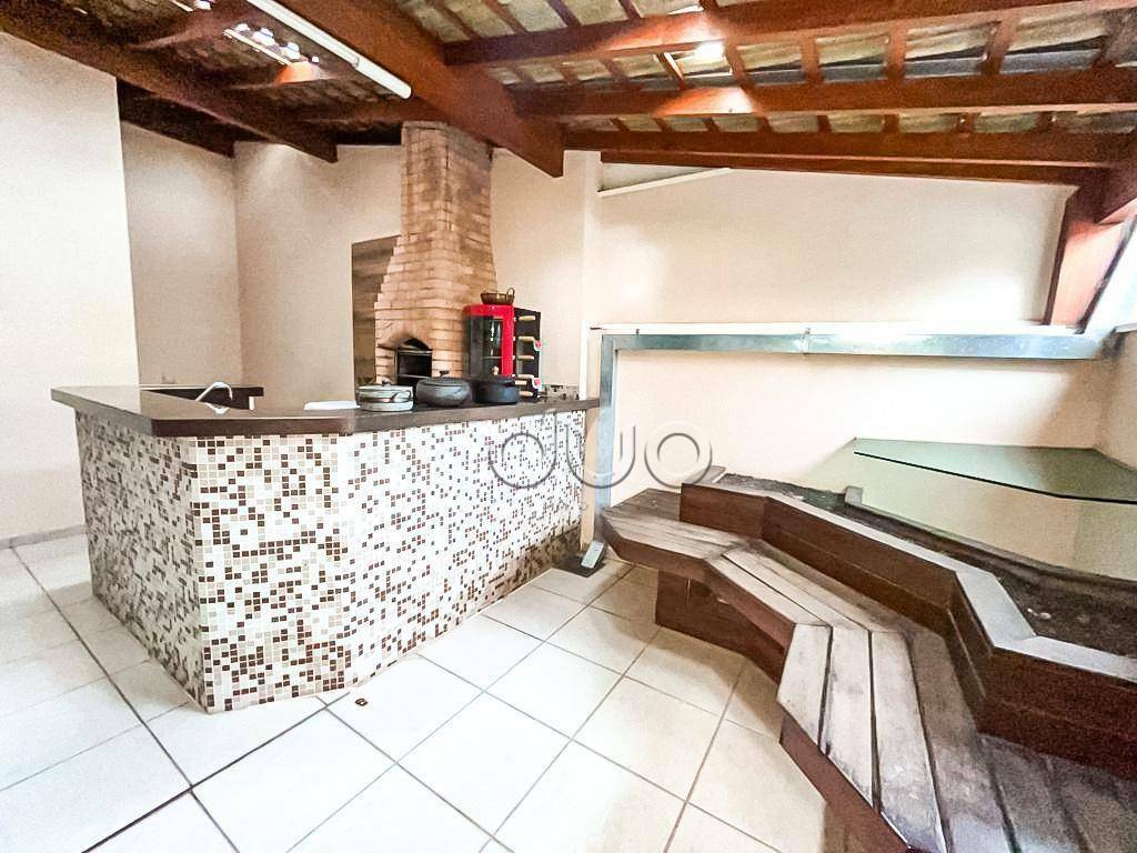 Casa de Condomínio à venda com 3 quartos, 330m² - Foto 17