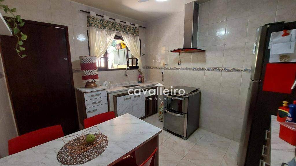 Casa à venda com 3 quartos, 99m² - Foto 26