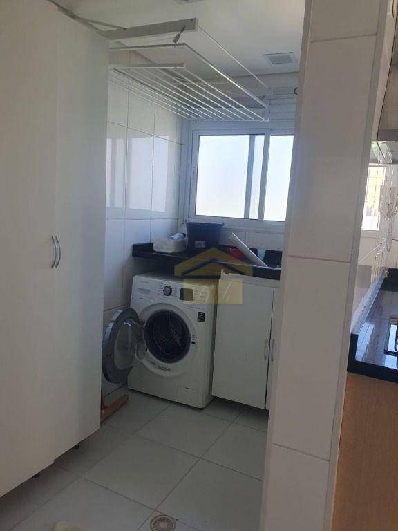 Apartamento à venda com 3 quartos, 127m² - Foto 4