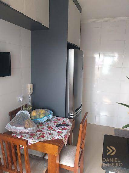 Apartamento à venda com 2 quartos, 65m² - Foto 14