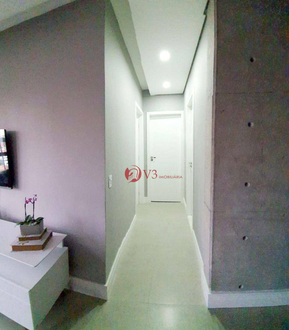 Apartamento à venda com 2 quartos, 70m² - Foto 6