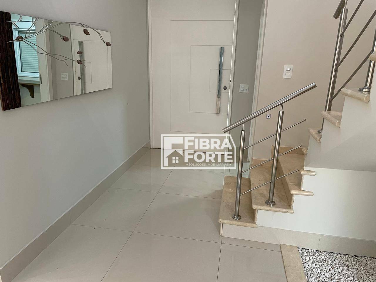 Casa de Condomínio para alugar com 4 quartos, 292m² - Foto 6