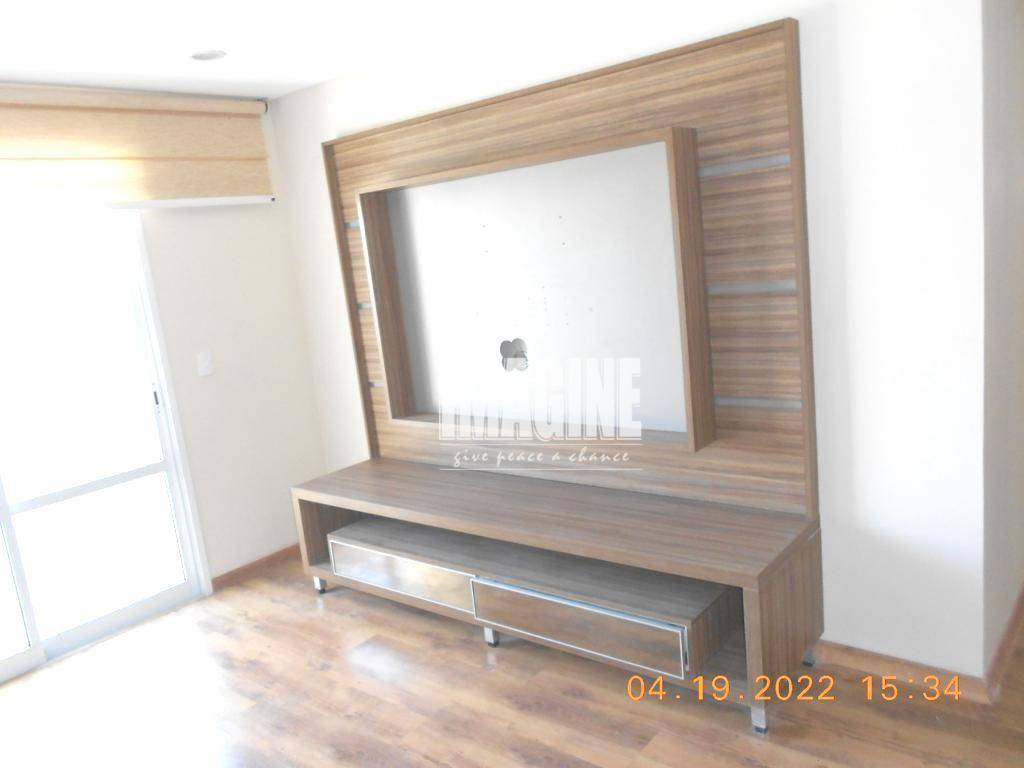 Apartamento à venda com 3 quartos, 72m² - Foto 1