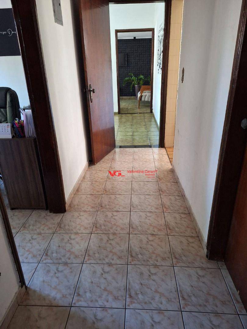 Casa à venda com 3 quartos, 190m² - Foto 15