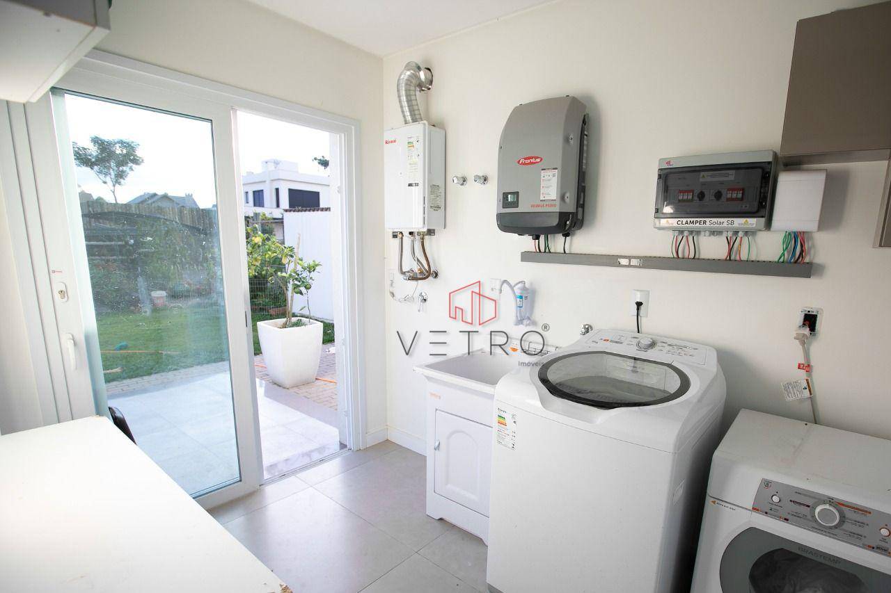 Casa à venda com 3 quartos, 300m² - Foto 17