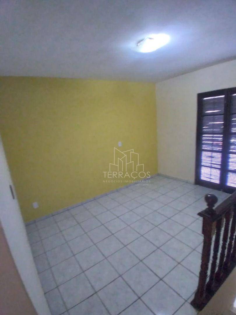 Casa à venda com 4 quartos, 180m² - Foto 11