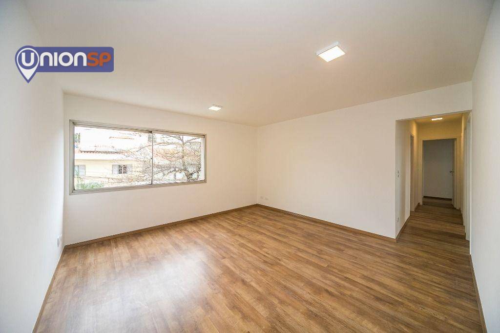 Apartamento à venda com 3 quartos, 73m² - Foto 1