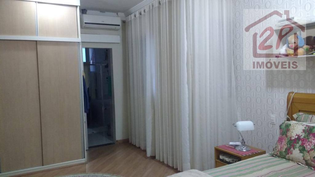 Apartamento à venda com 4 quartos, 204m² - Foto 29