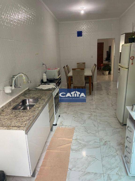 Casa à venda com 3 quartos, 90m² - Foto 4