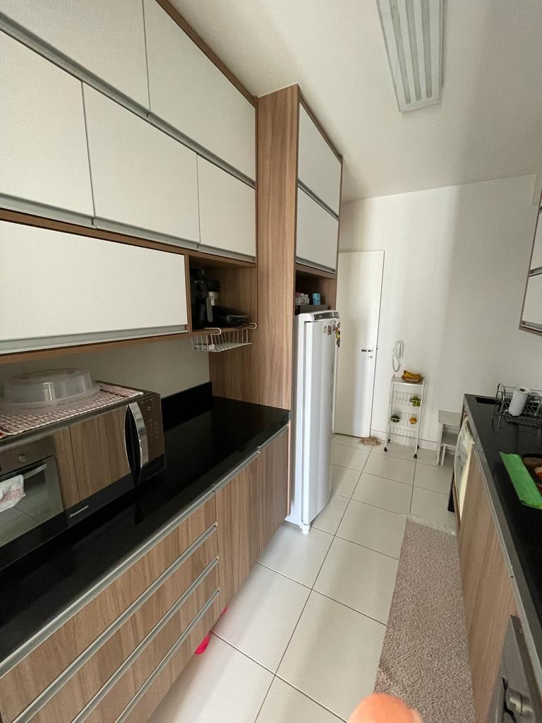 Apartamento à venda com 4 quartos, 134m² - Foto 2