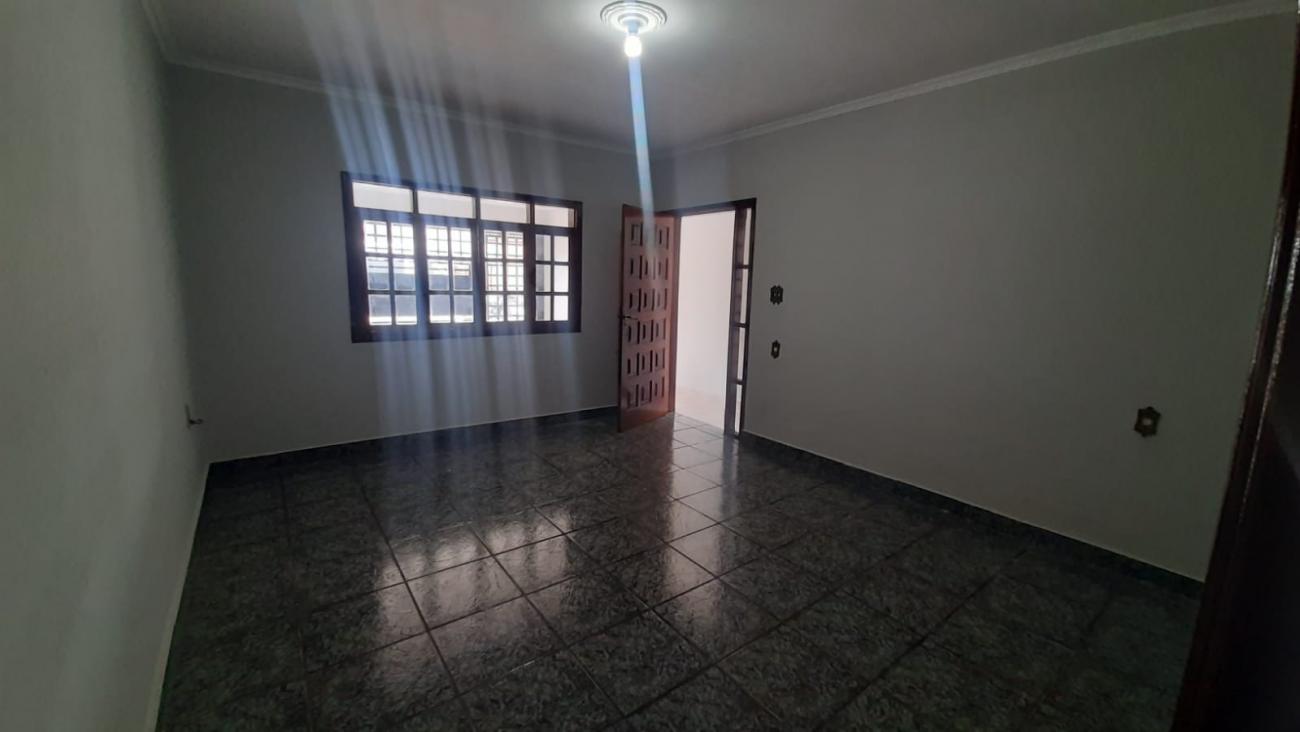 Casa para alugar com 3 quartos, 120m² - Foto 10