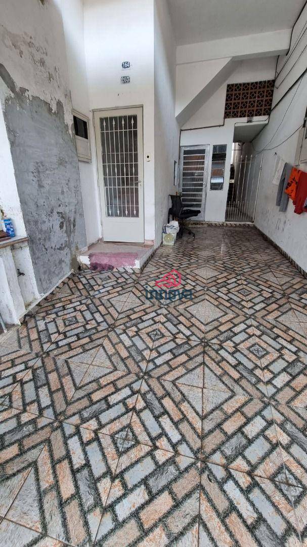 Casa para alugar com 3 quartos, 140m² - Foto 20