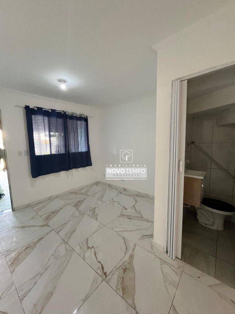 Sobrado para alugar com 2 quartos, 60M2 - Foto 2