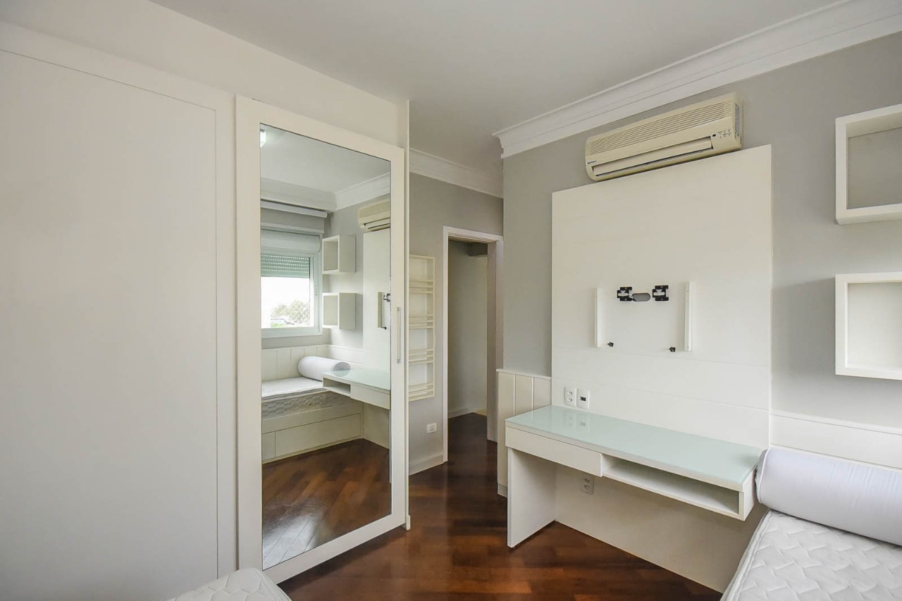 Apartamento à venda com 3 quartos, 193m² - Foto 18