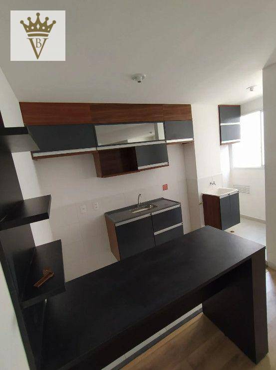 Apartamento à venda com 2 quartos, 42m² - Foto 2