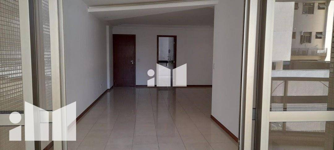 Apartamento à venda com 4 quartos, 141m² - Foto 3