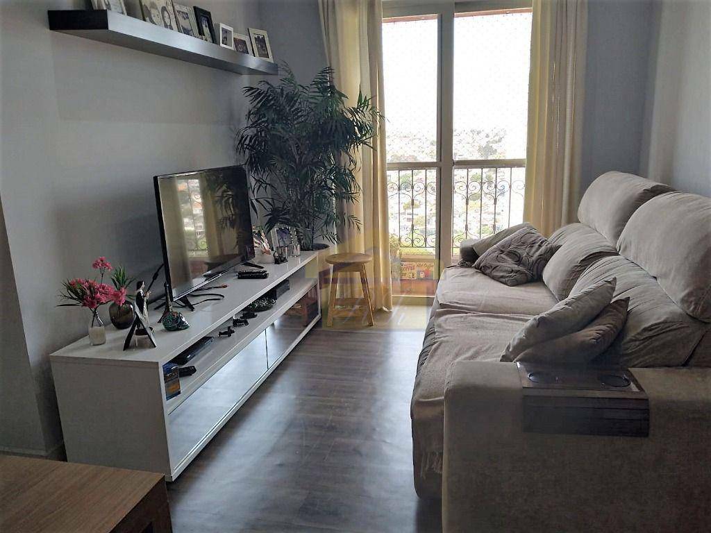 Apartamento à venda com 3 quartos, 64m² - Foto 1