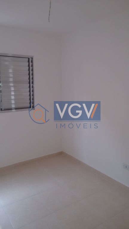 Apartamento à venda com 2 quartos, 40m² - Foto 10