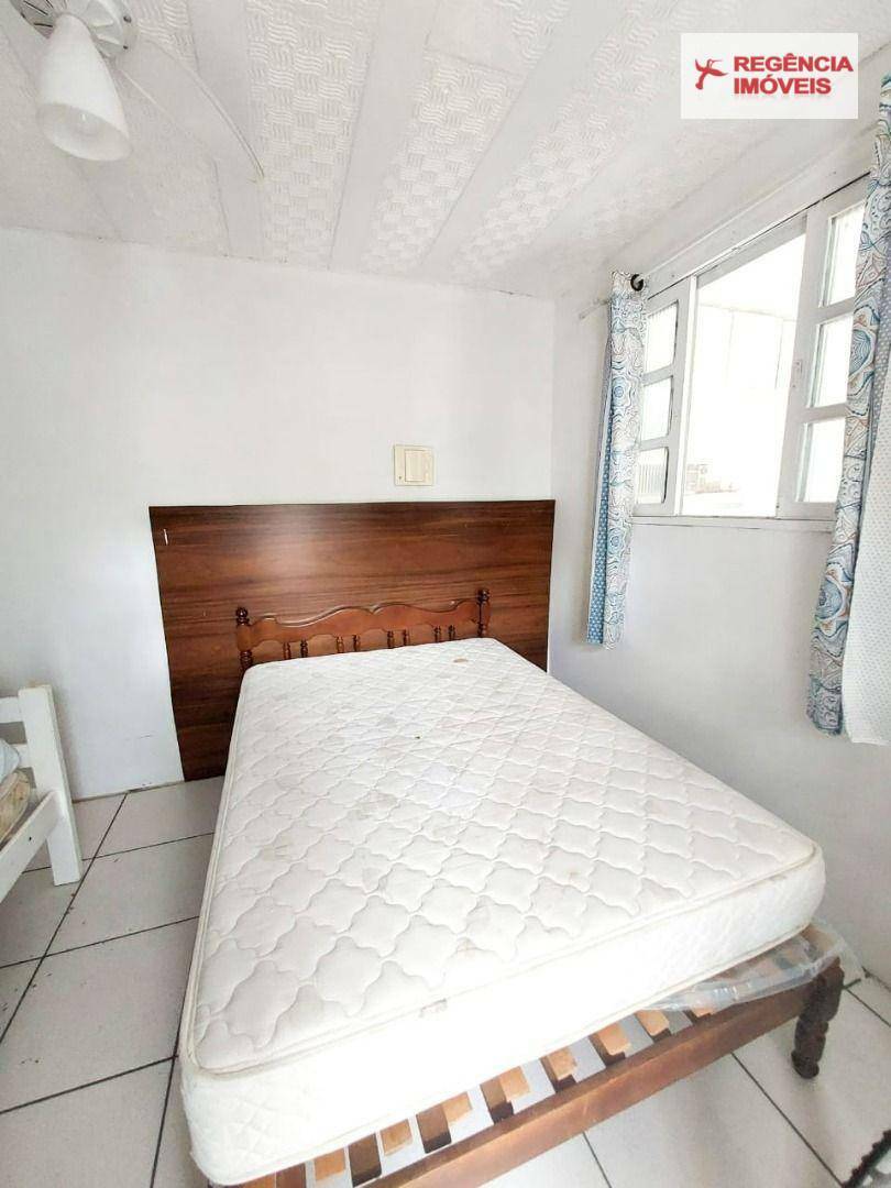 Casa à venda com 7 quartos, 300m² - Foto 15