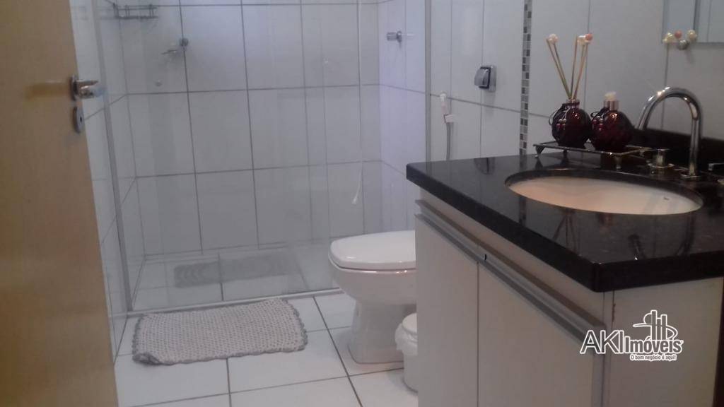 Sobrado à venda com 2 quartos, 318m² - Foto 16